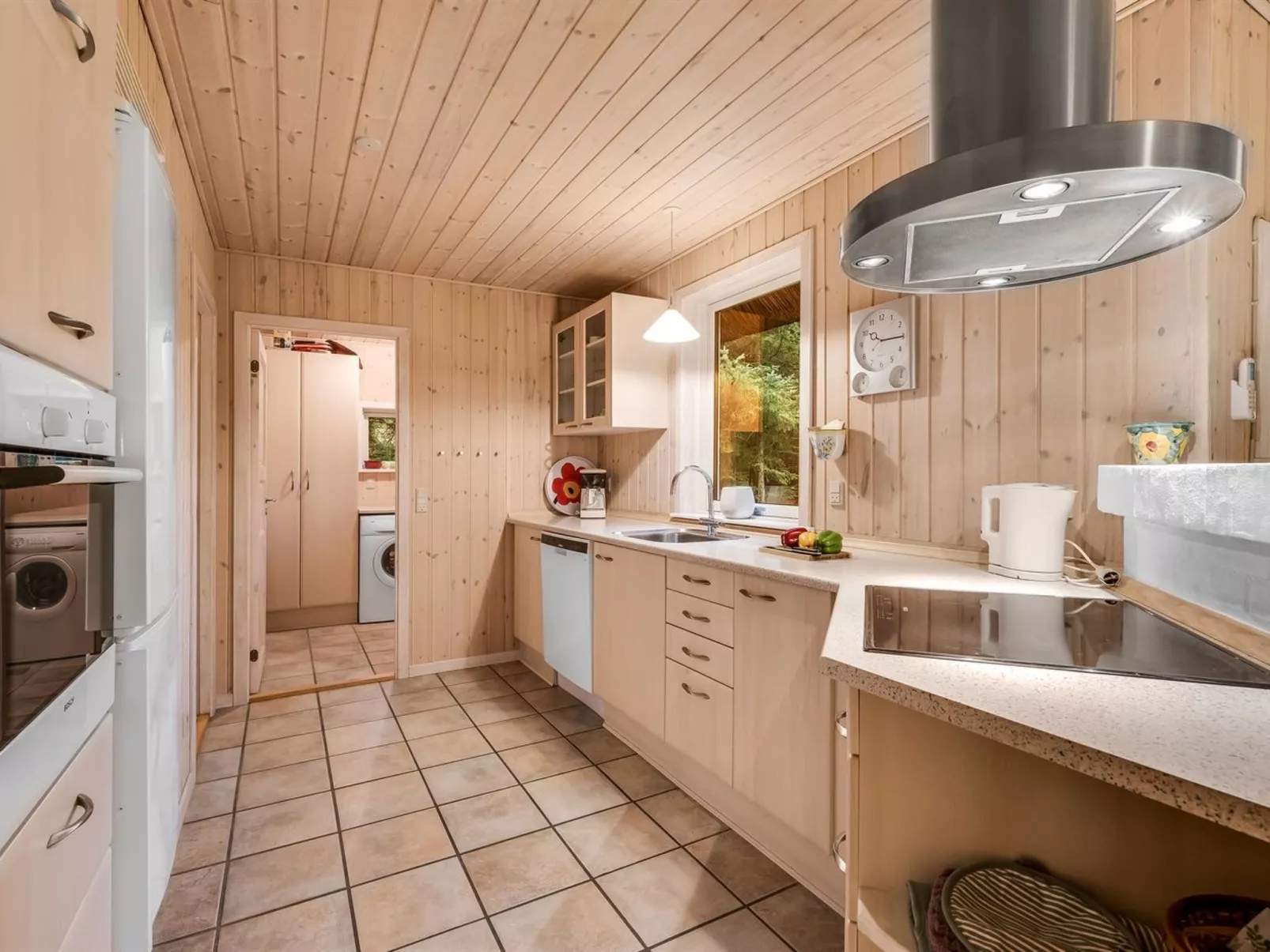 "Mart" - 1.6km from the sea-Inside