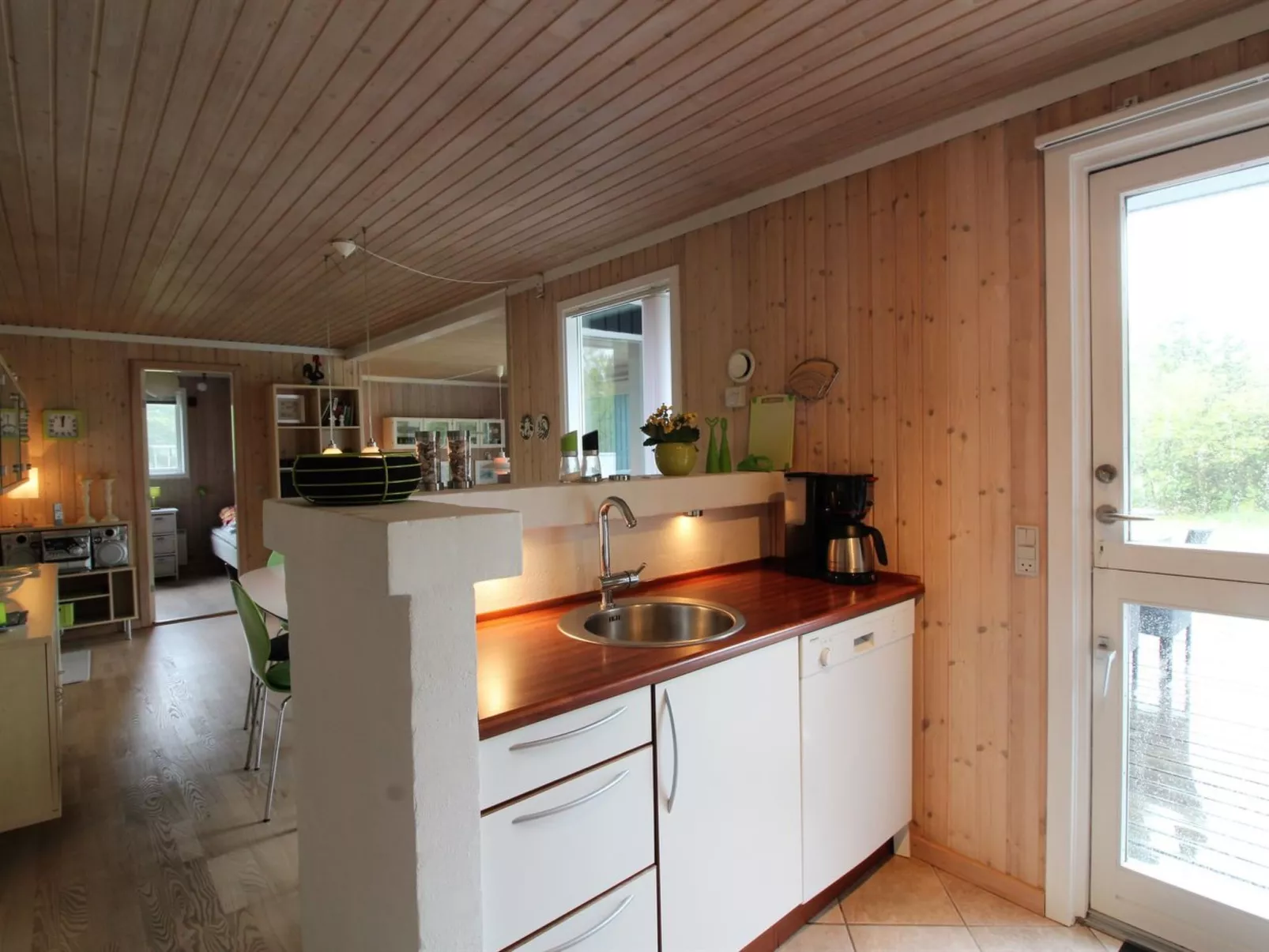 "Atla" - 2.5km from the sea-Dedans