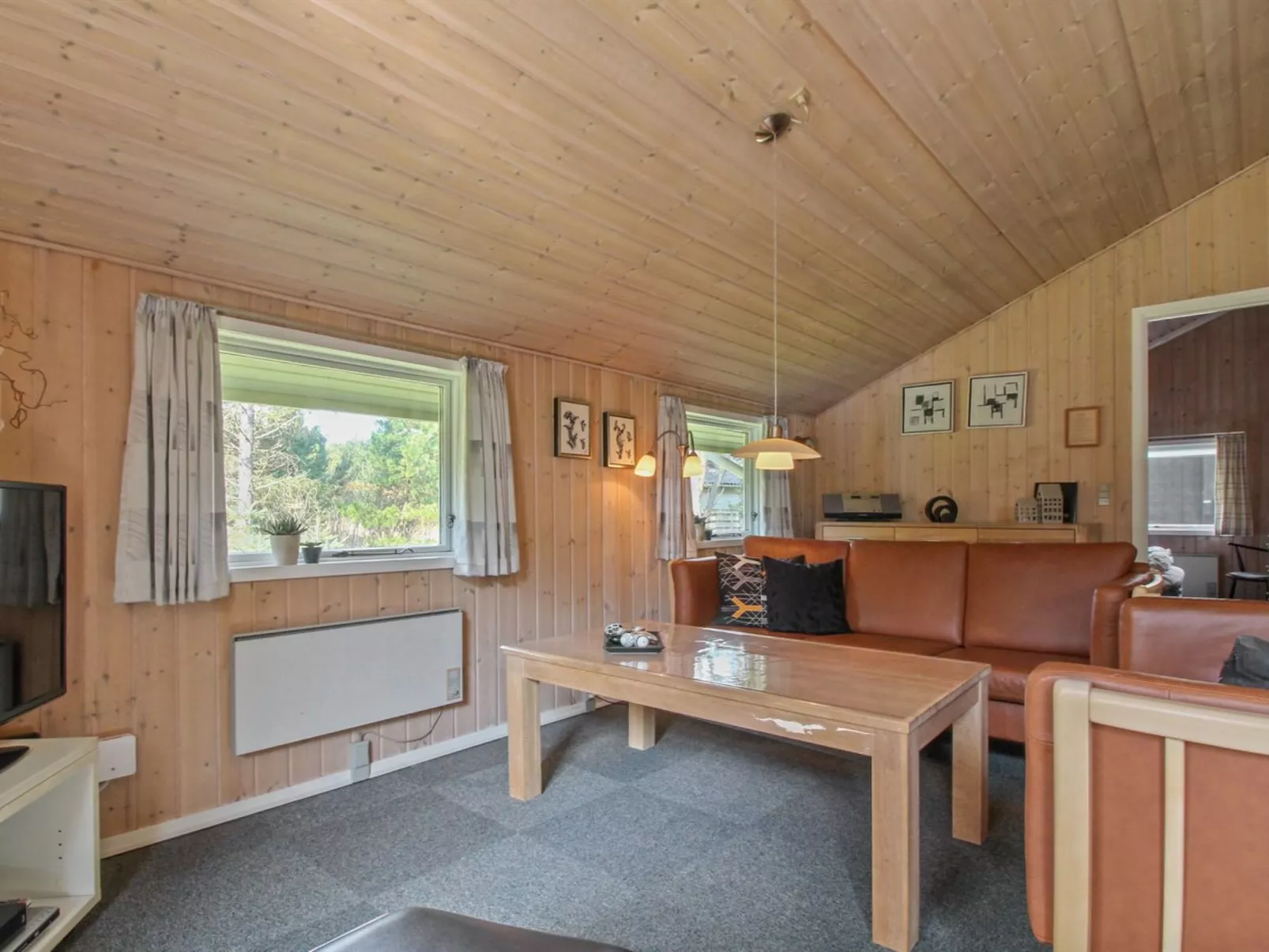 "Valpuri" - 1.3km to the fjord-Dedans