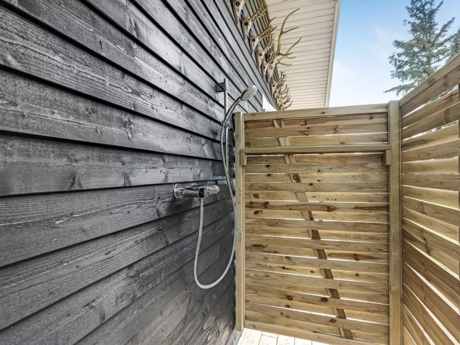 "Dagino" - 500m from the sea-Outside