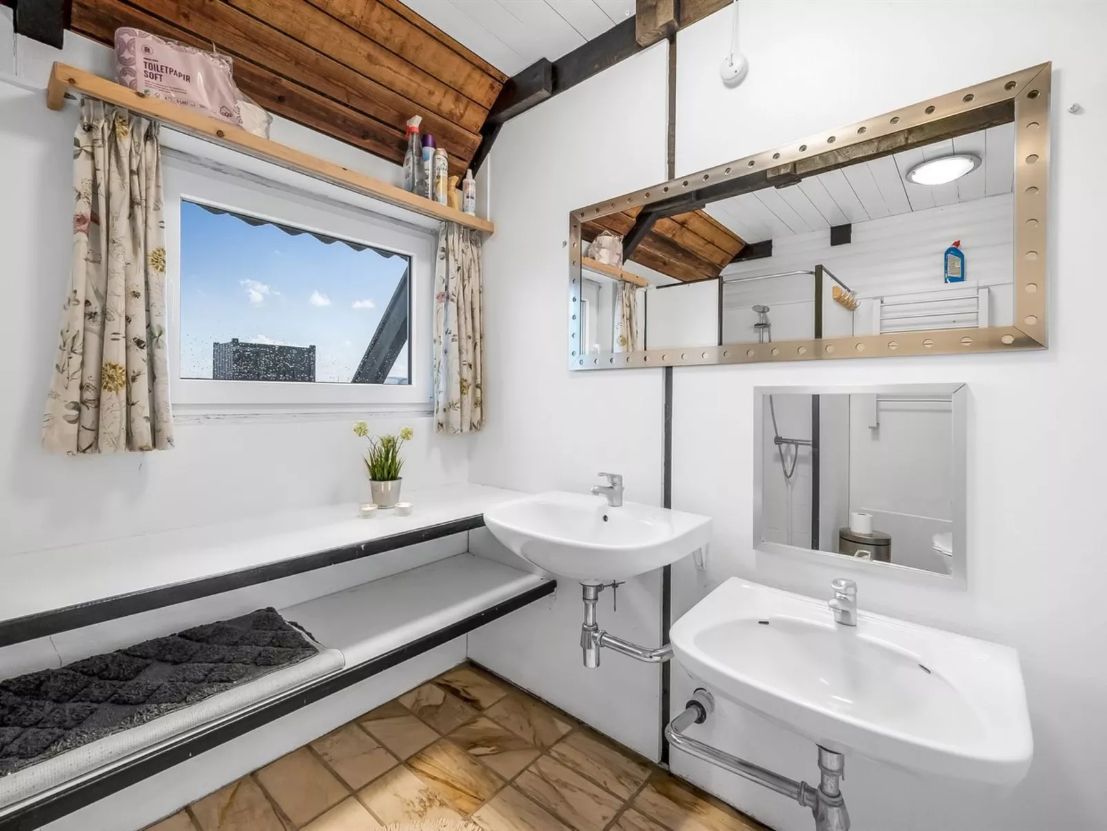 "Luzy" - 75m from the sea-Inside