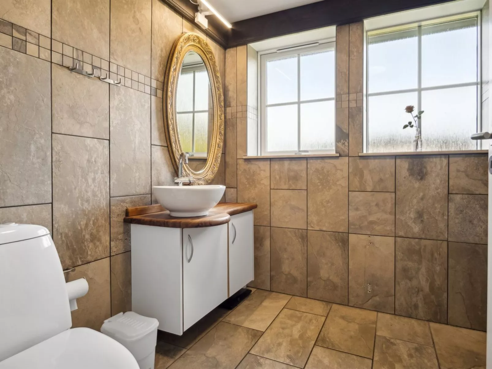 "Sippora" - 29km from the sea-Inside