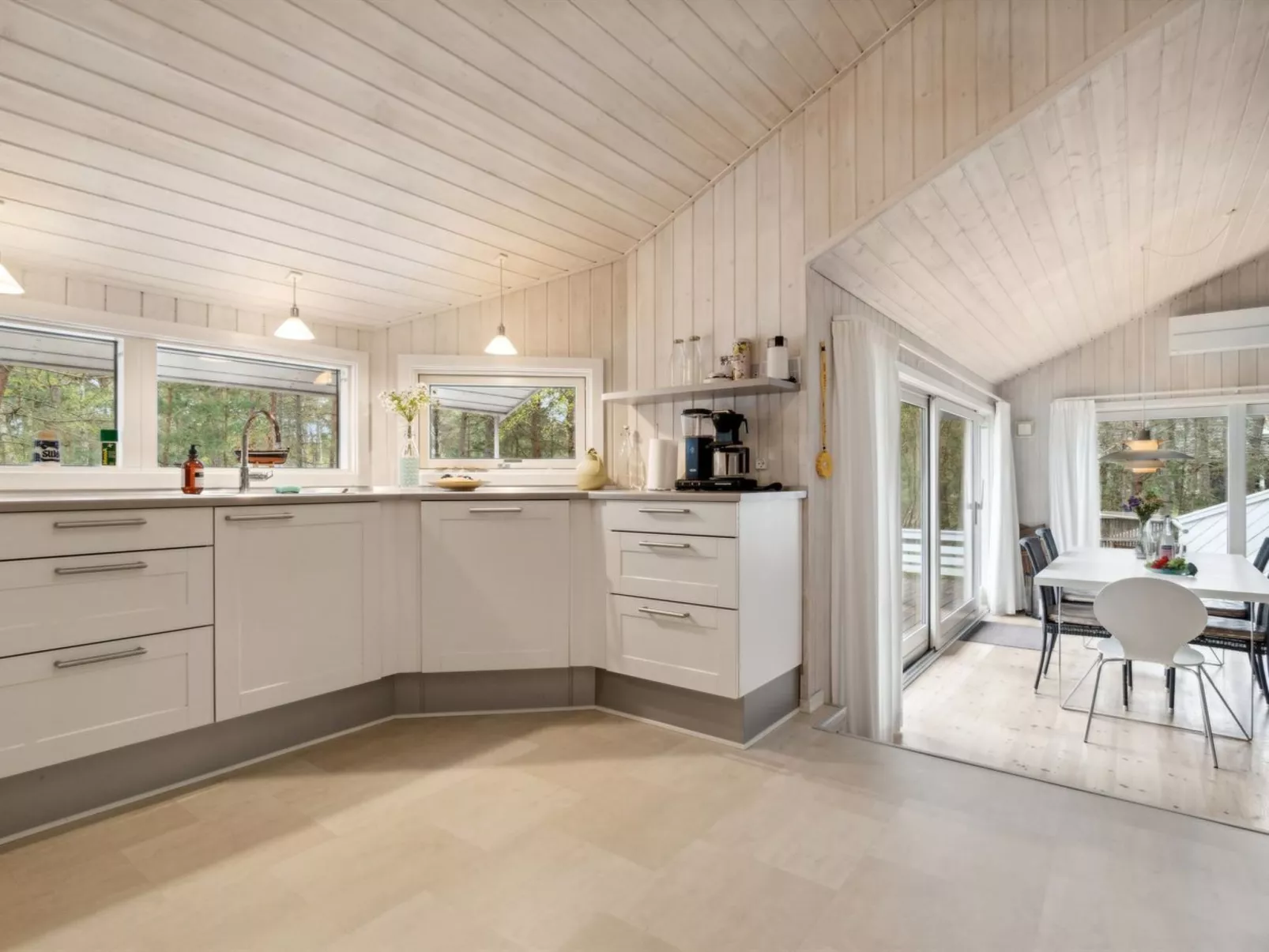 "Tilje" - 800m from the sea-Inside