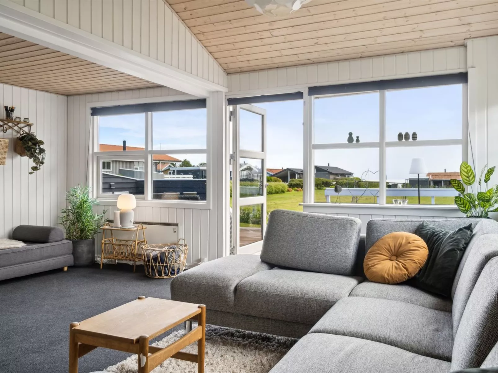 "Jolanta" - 275m from the sea-Drinnen