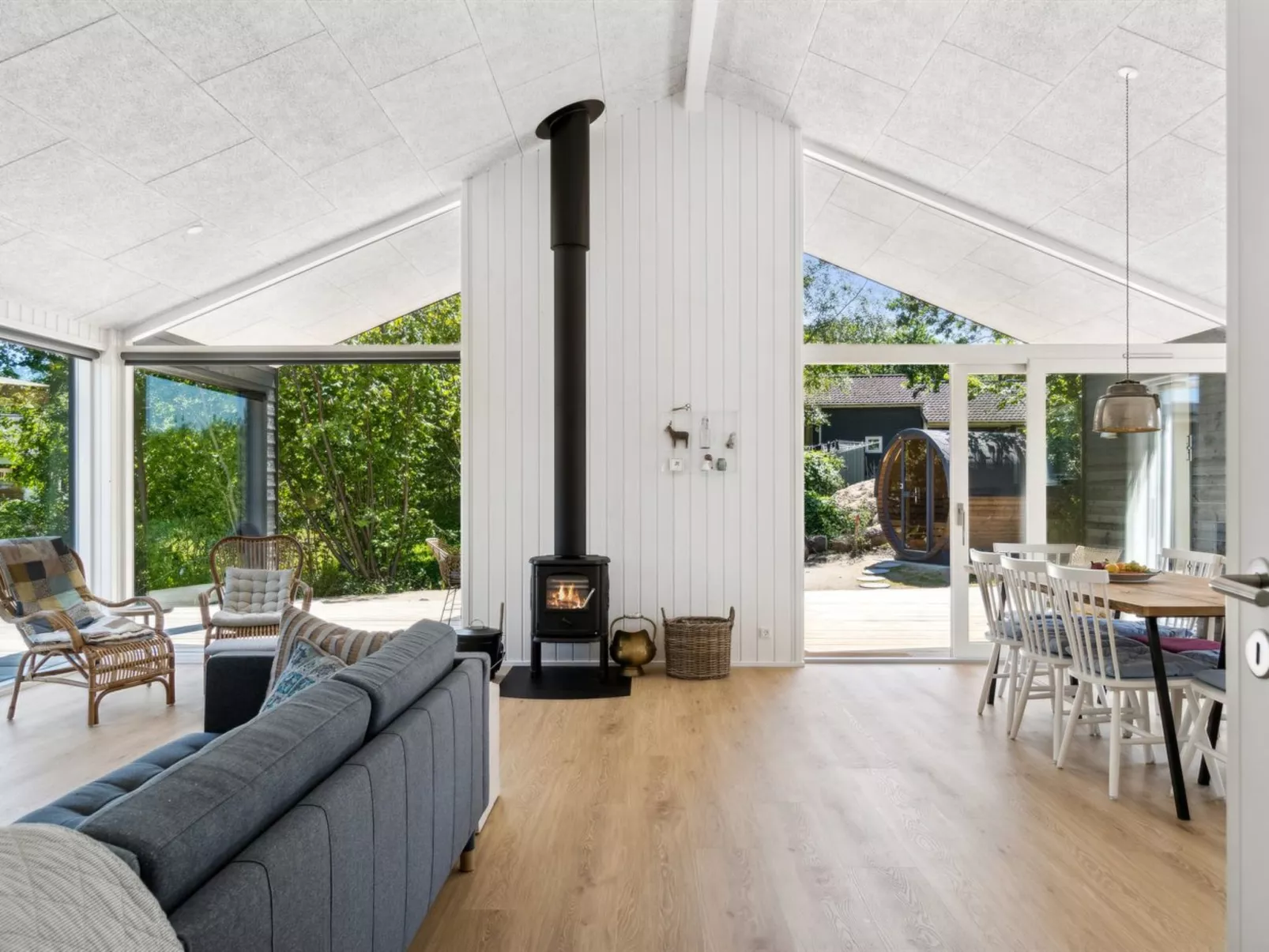 "Lonneke" - 450m from the sea-Dedans