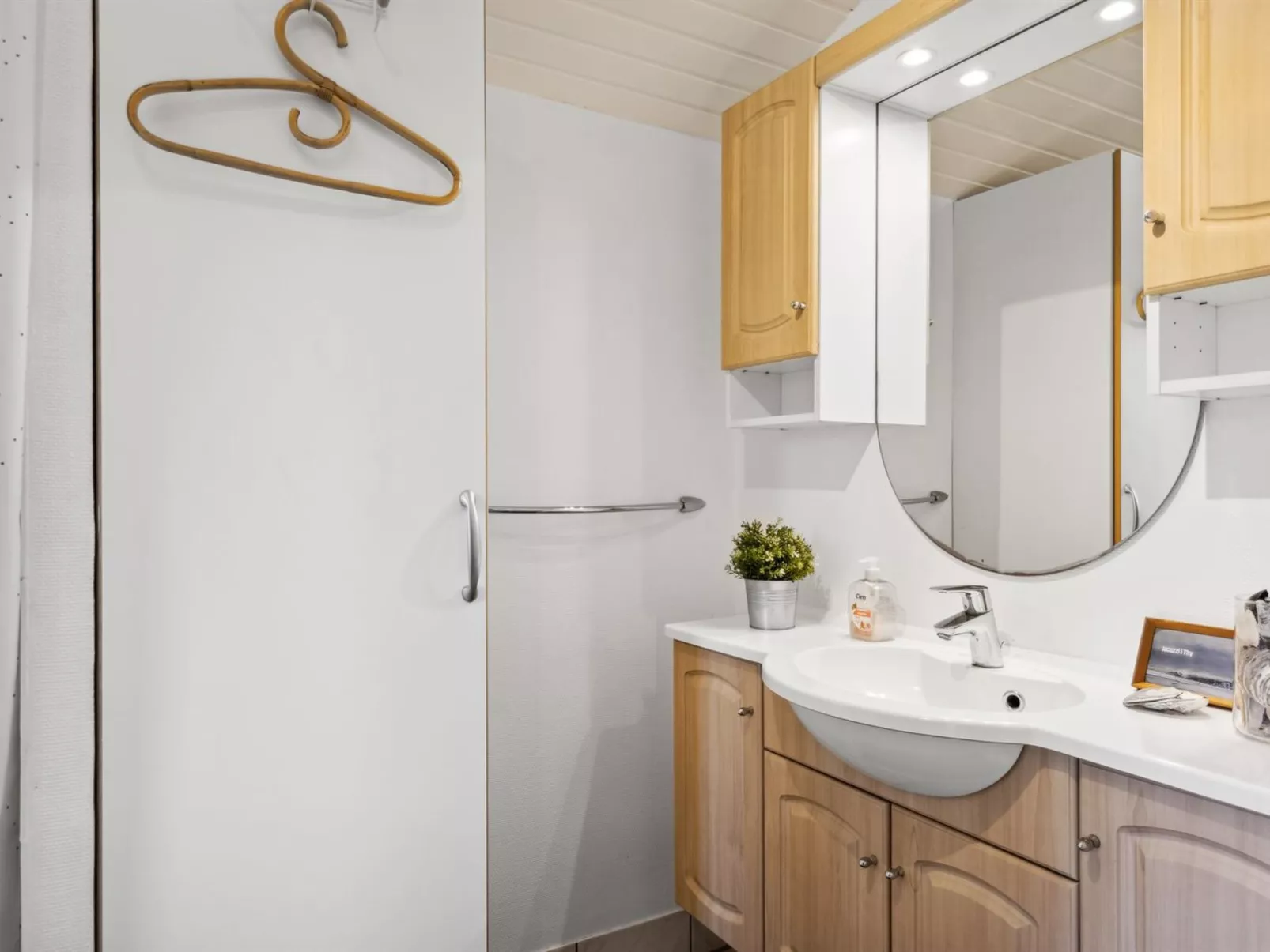 "Hermand" - 3.5km from the sea-Drinnen