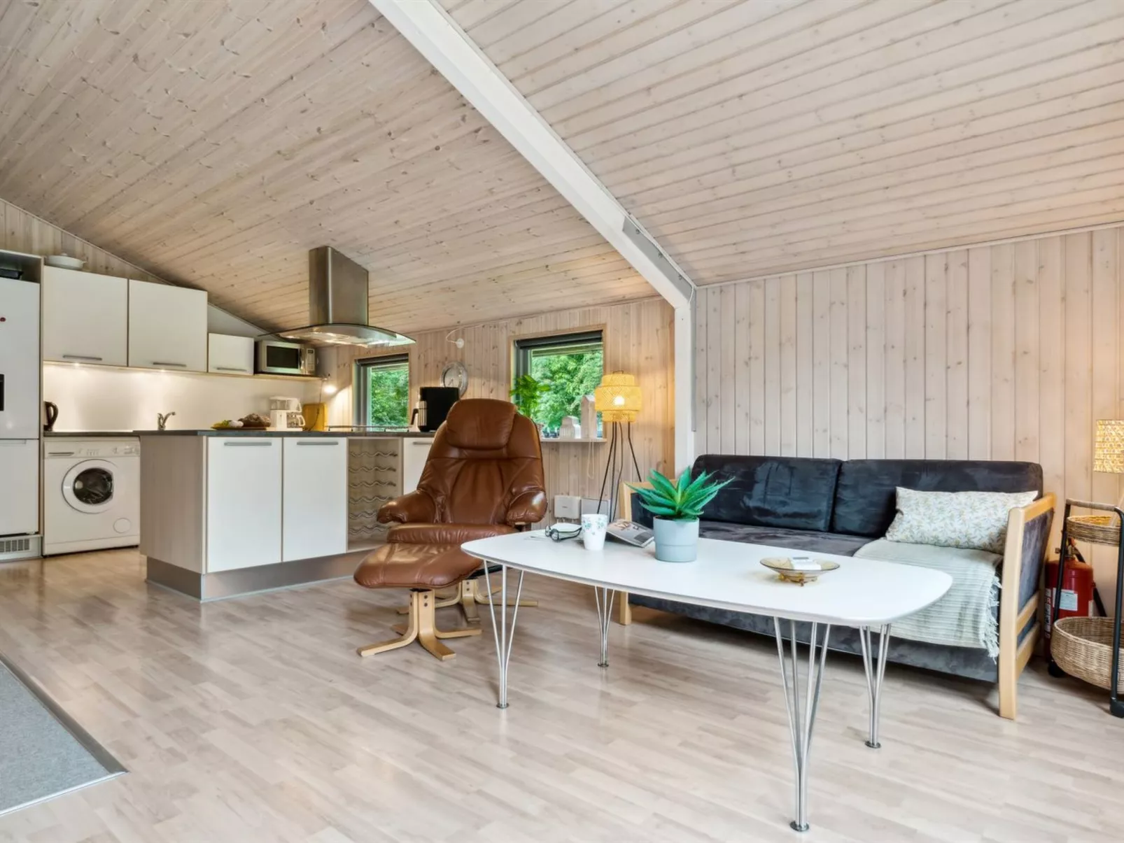 "Zaharinka" - 30km from the sea-Drinnen