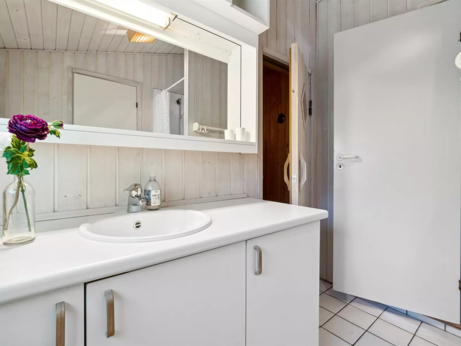 "Bothilda" - 950m from the sea-Dedans