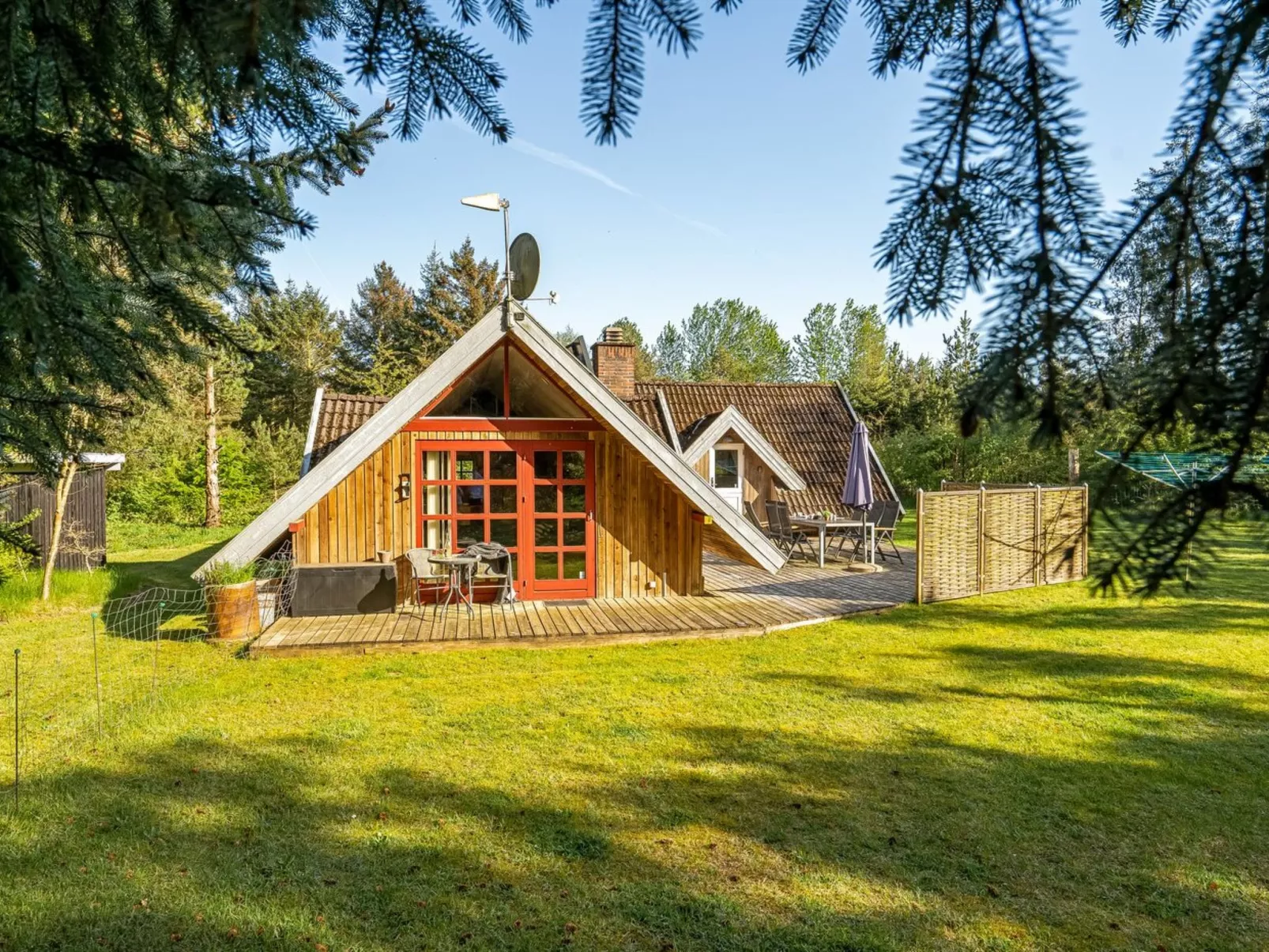 "Niesina" - 600m to the fjord-Draußen