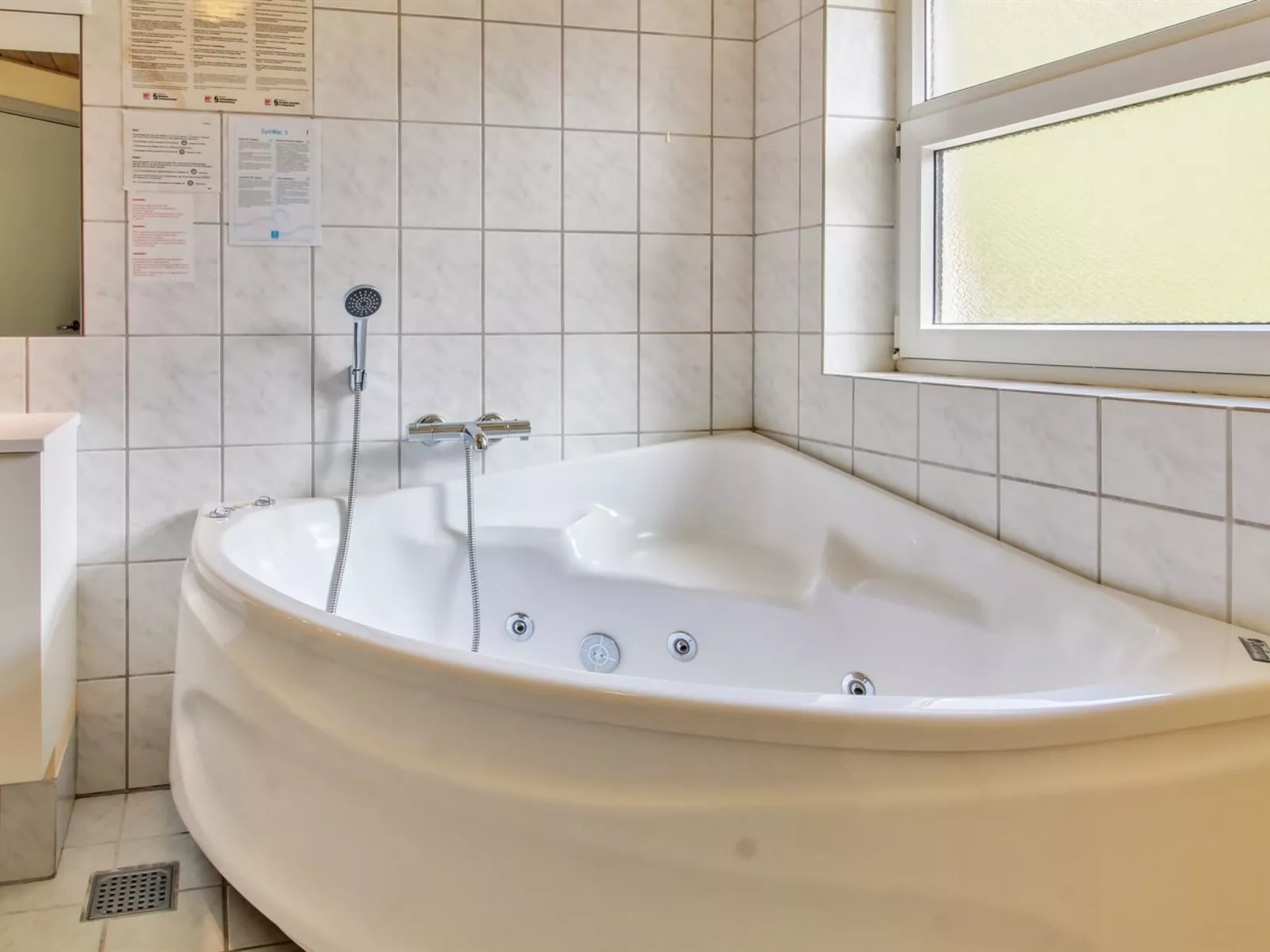 "Alina" - 1km from the sea-Inside