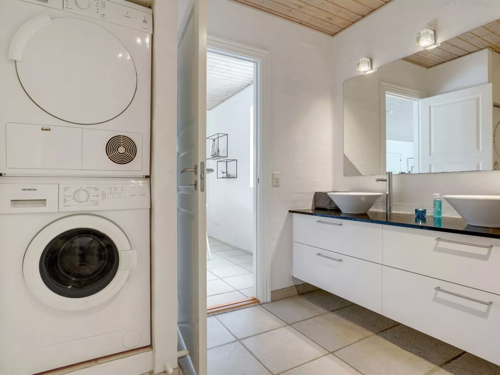 "Riki" - 150m from the sea-Dedans