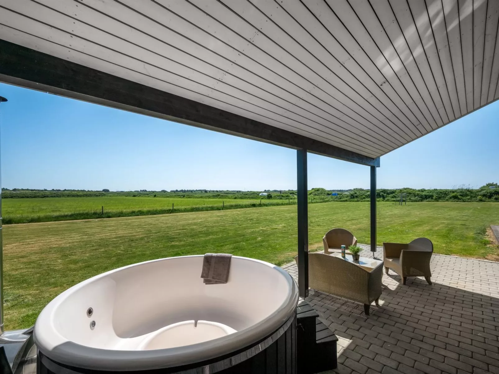 "Germund" - 770m from the sea-Dedans