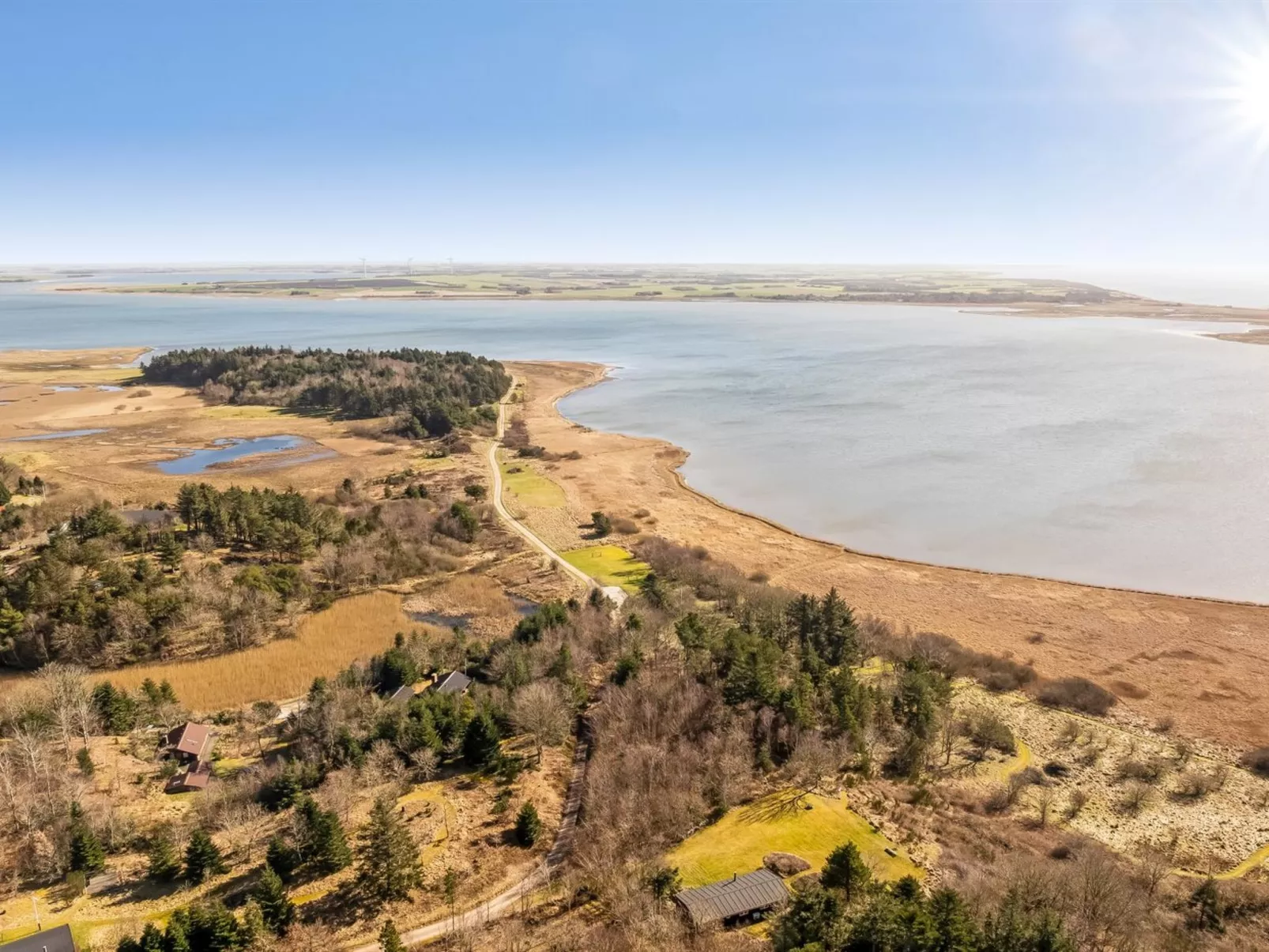 "Karmen" - 250m to the fjord-Outside