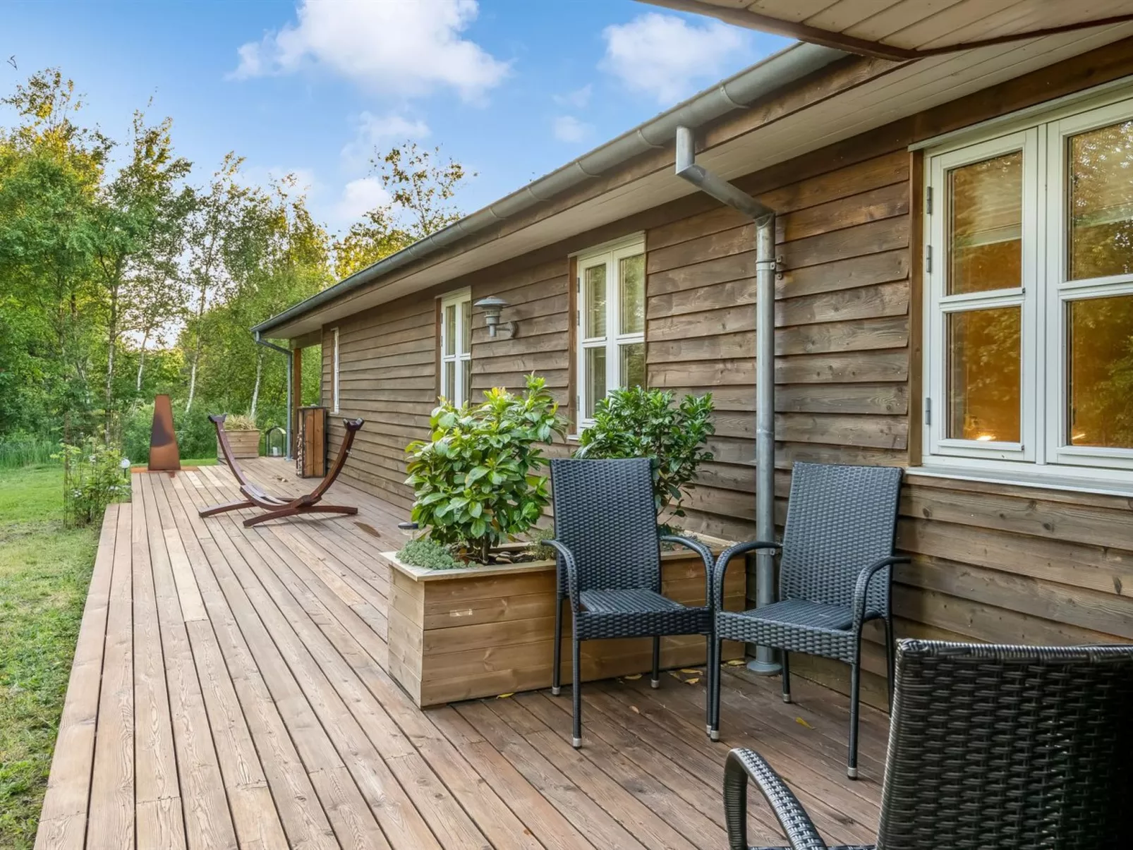 "Zölestine" -  from the sea-Outside