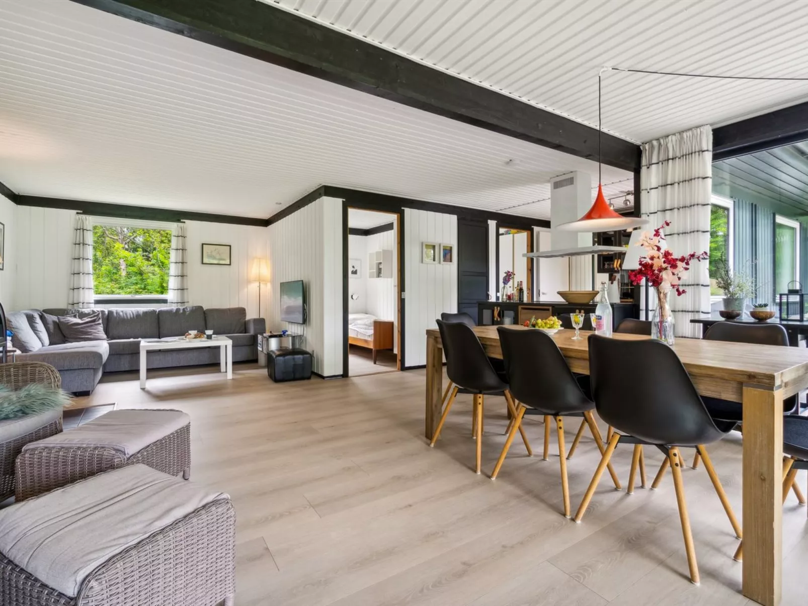 "Sybilla" - 600m from the sea-Inside