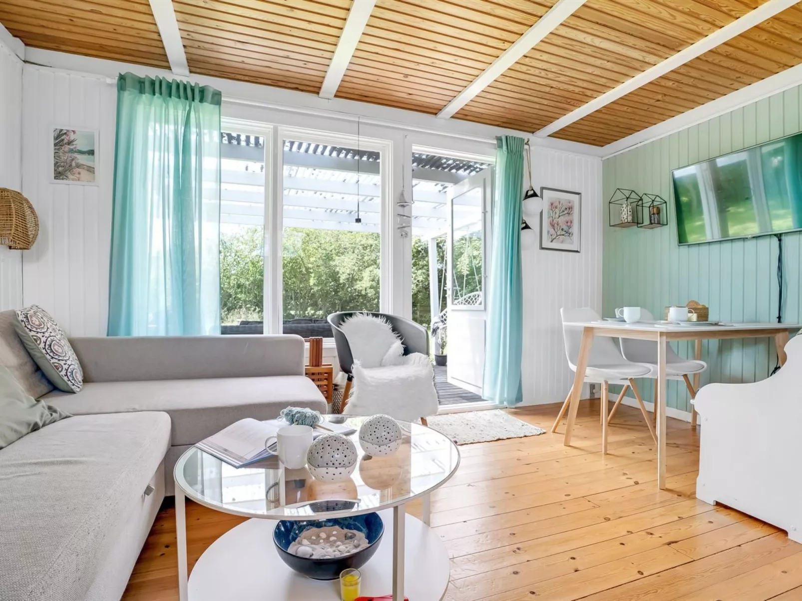 "Galt" - 500m from the sea-Inside