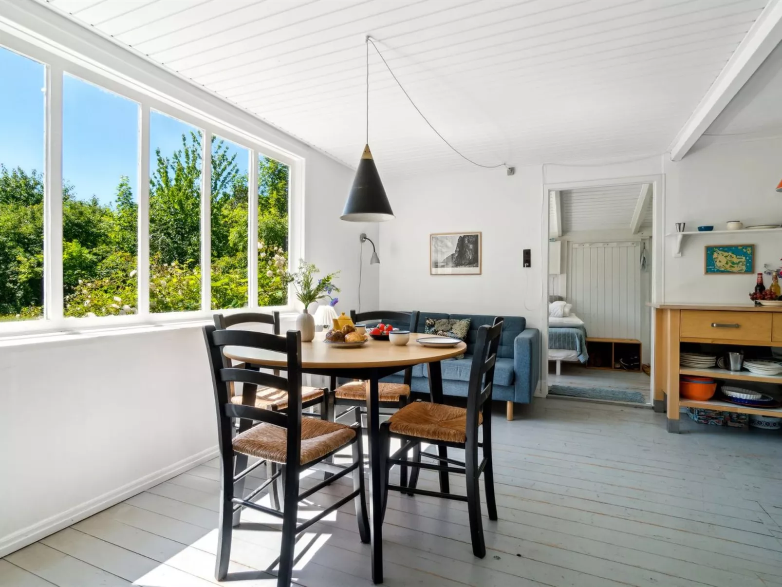 "Krister" - 900m from the sea-Dedans