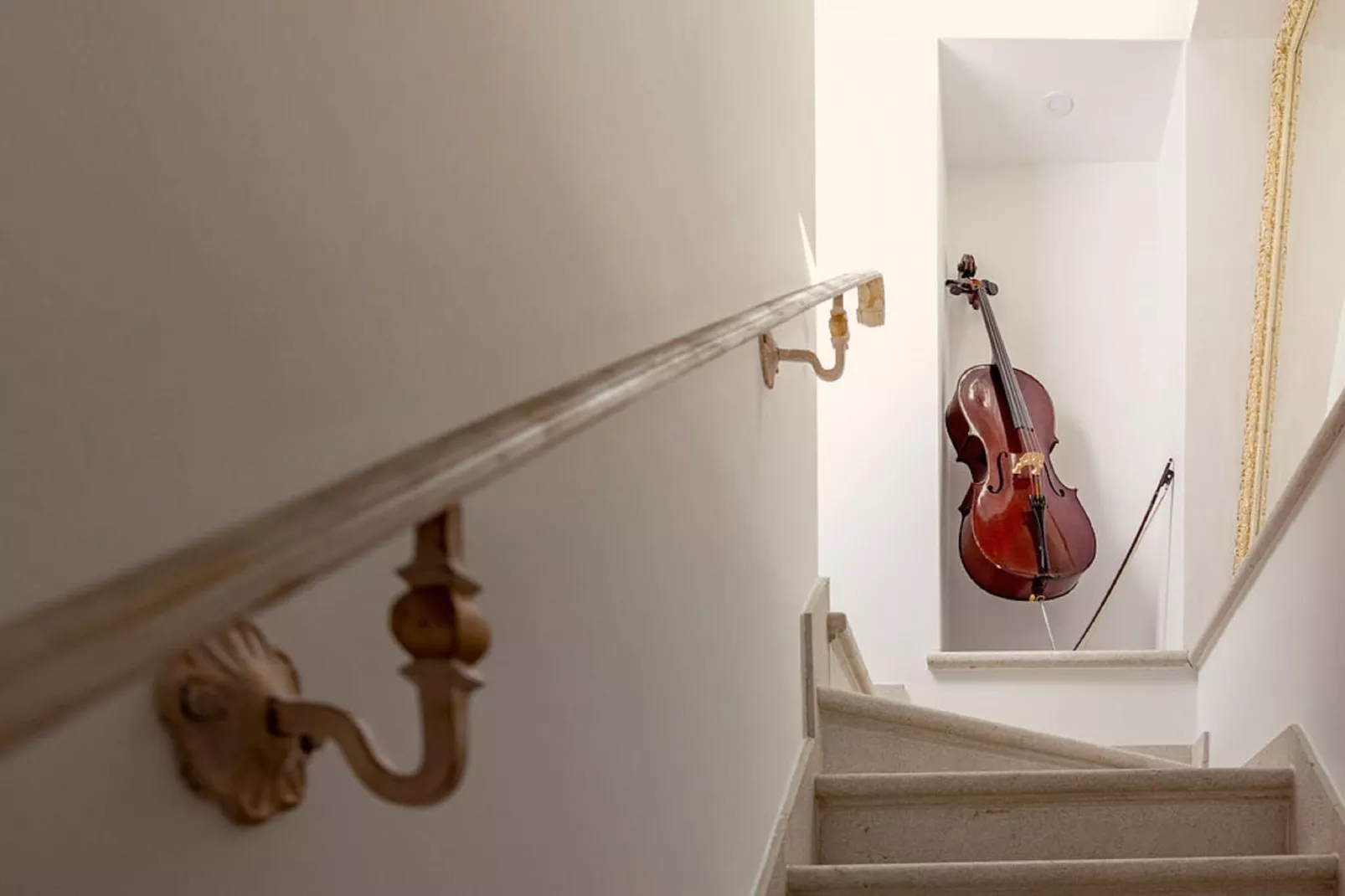 Vivaldi - Deluxe Double Room with Side City View (S3)-Innenbereich