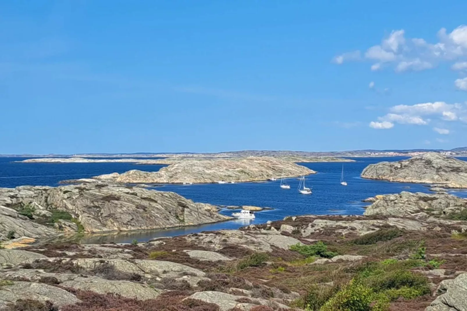 4 etoiles maison de vacances a KYRKESUND-Vue sur l'eau
