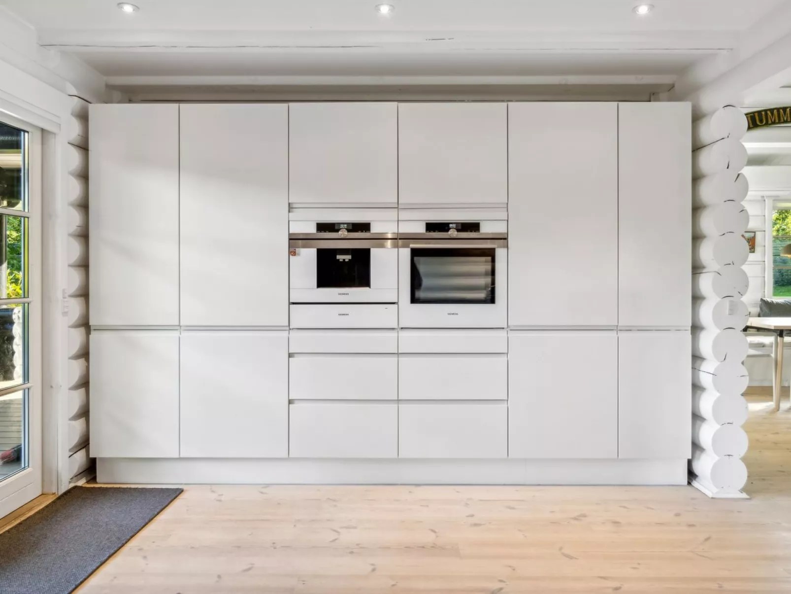 "Sighfrith" - 1.4km from the sea-Inside