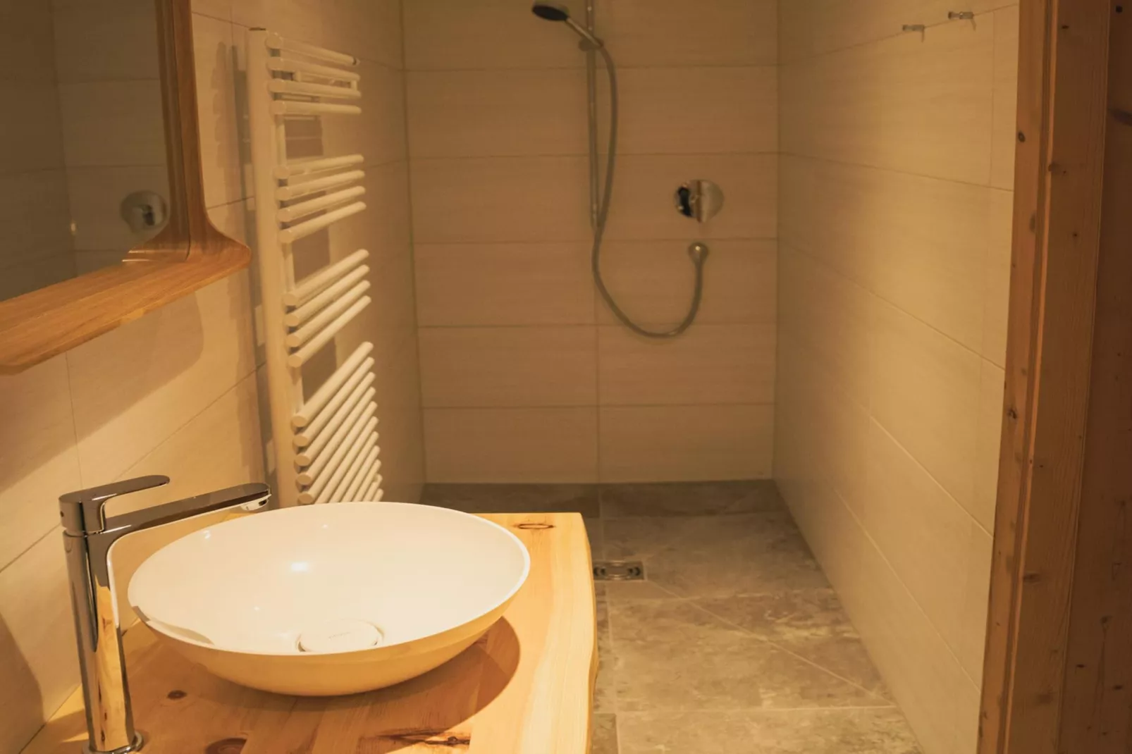 Bauernhaus Guggengut-Bathroom