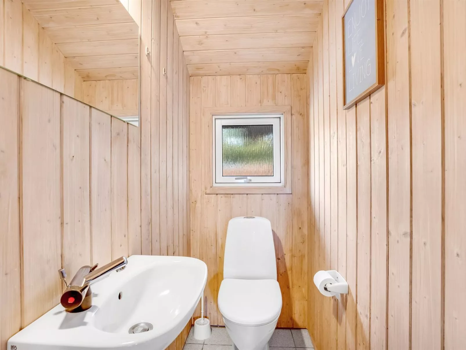 "Ayna" - 50m from the sea-Drinnen