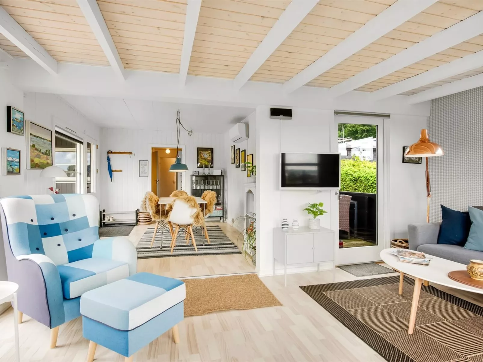 "Filomena" - 300m from the sea-Drinnen