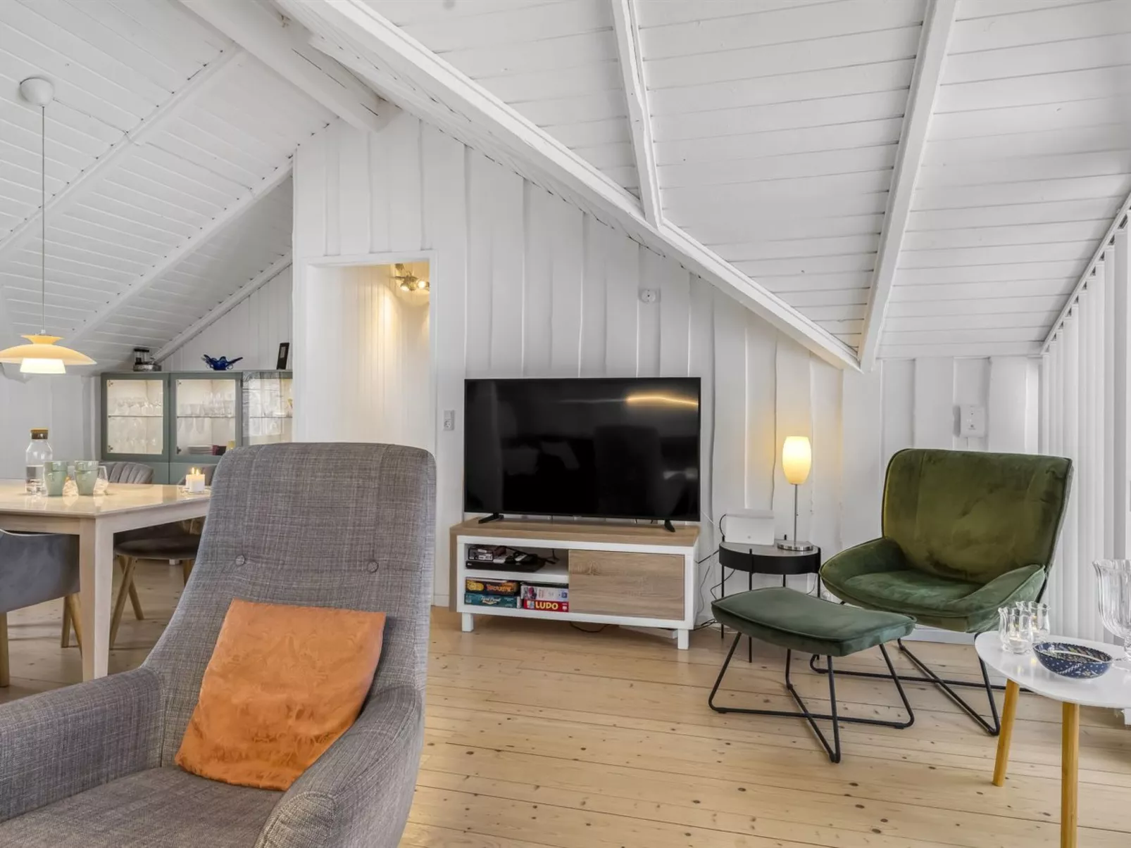 "Evgenia" -  from the sea-Dedans