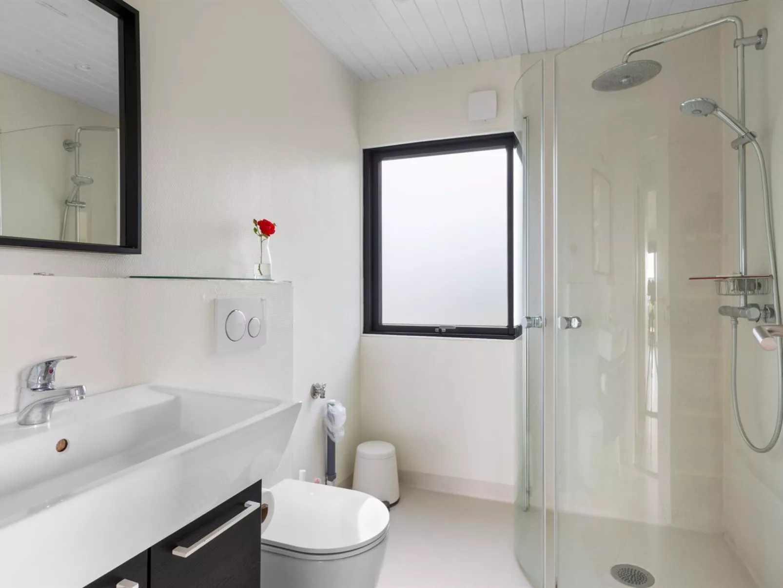 "Dorathea" - 360m from the sea-Drinnen