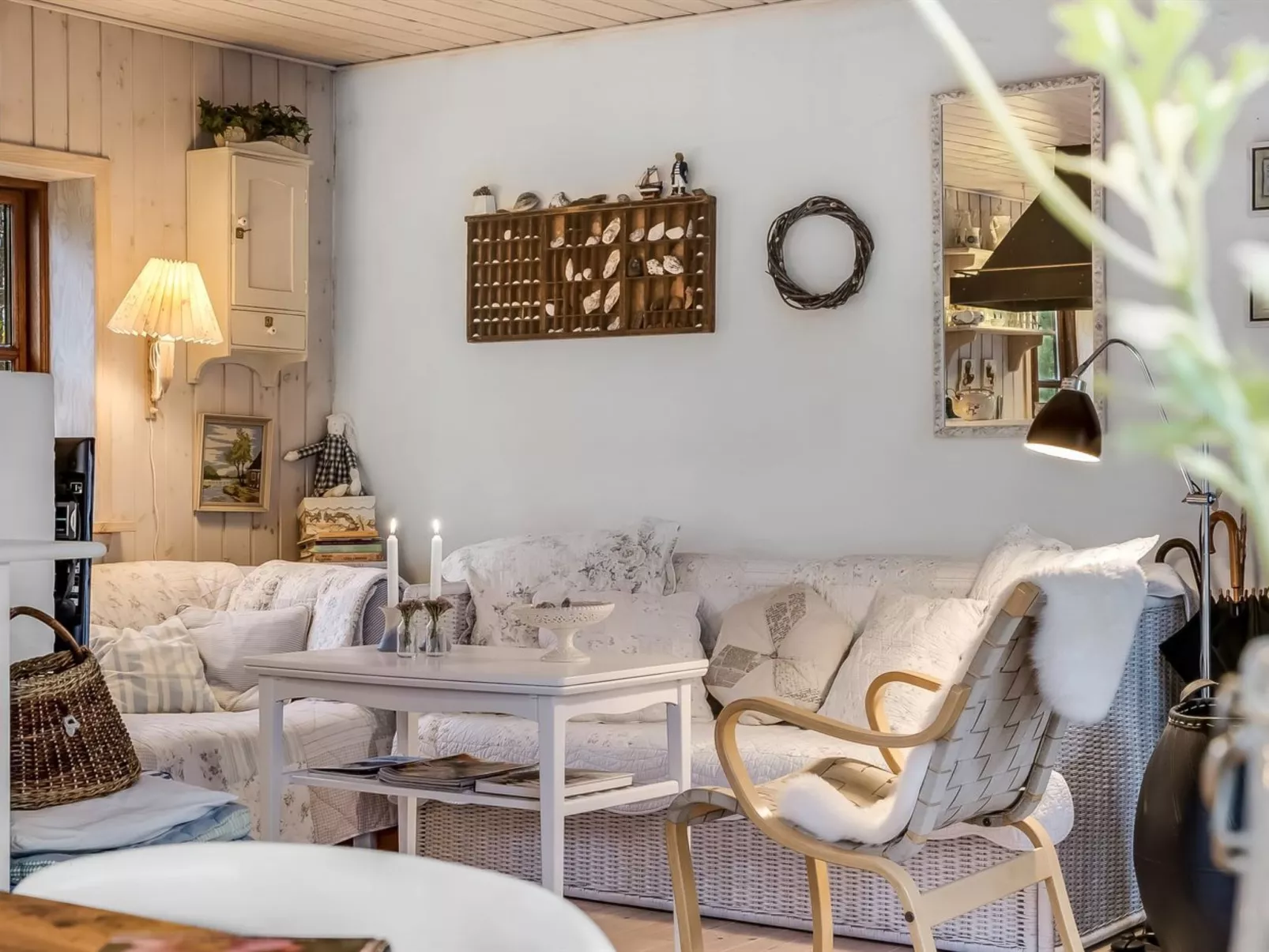 "Gunnild" -  from the sea-Drinnen