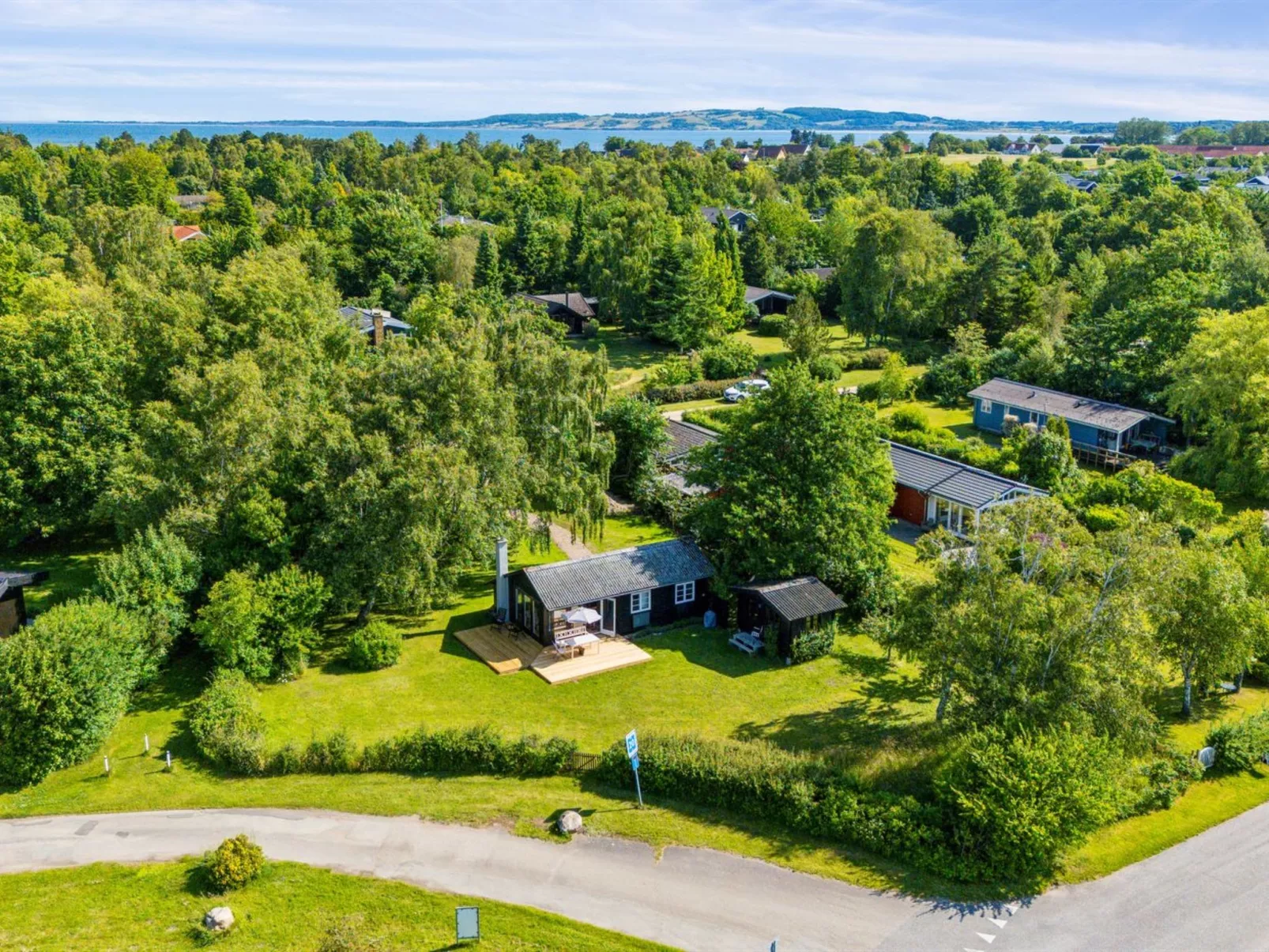 "Dufa" - 200m to the fjord-Outside