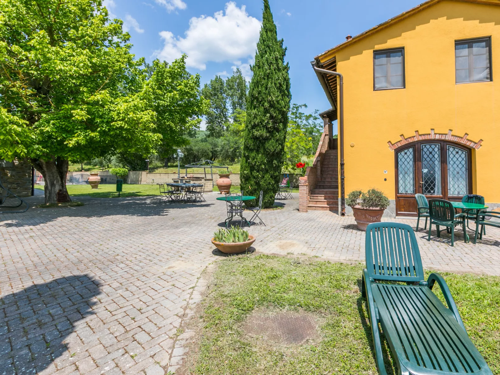 Montereggi-Draußen