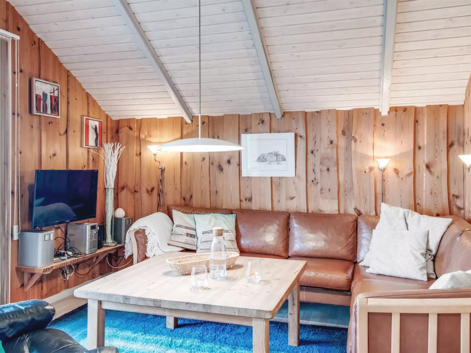 "Reinhold" - 1.9km from the sea-Inside