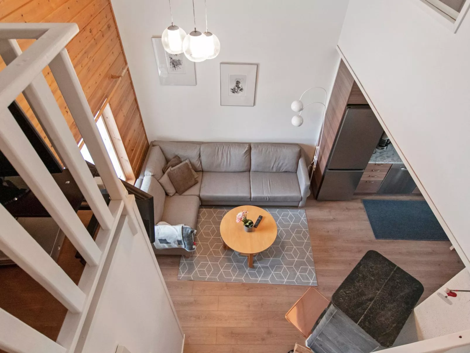 Kätkäläinen e 2-Dedans