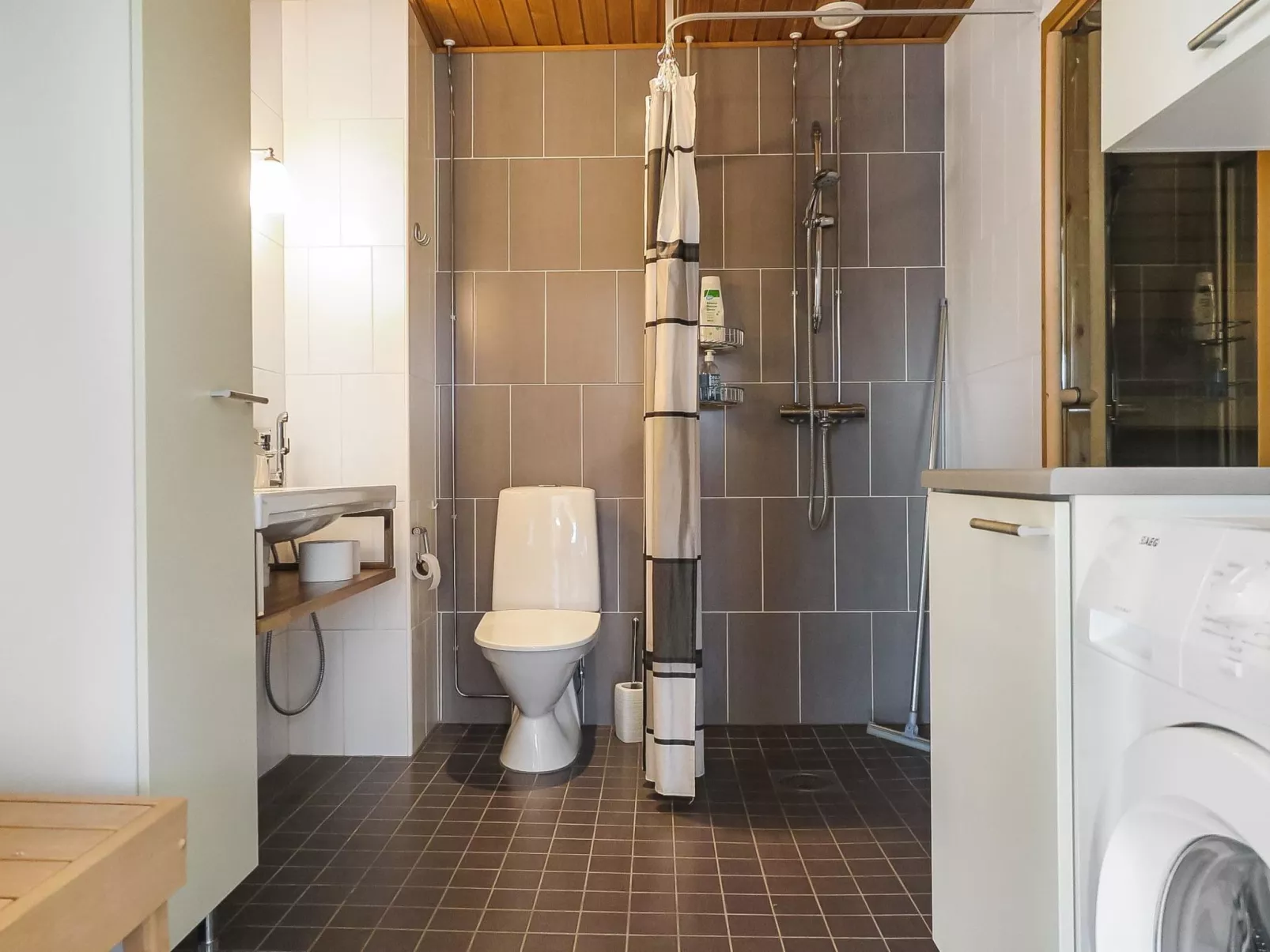 Kelotähti nice view-Drinnen