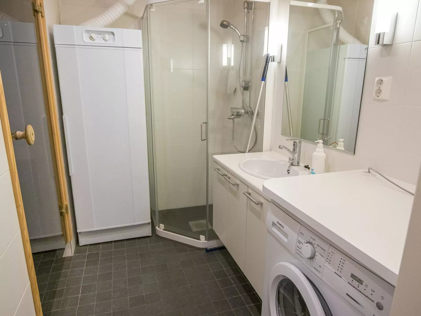 Nordic chalet 9102-Dedans