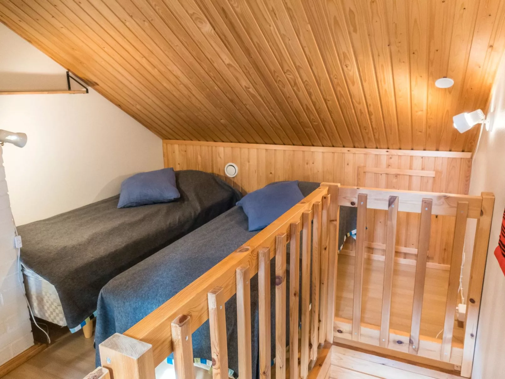 Poropailakka 1-Dedans