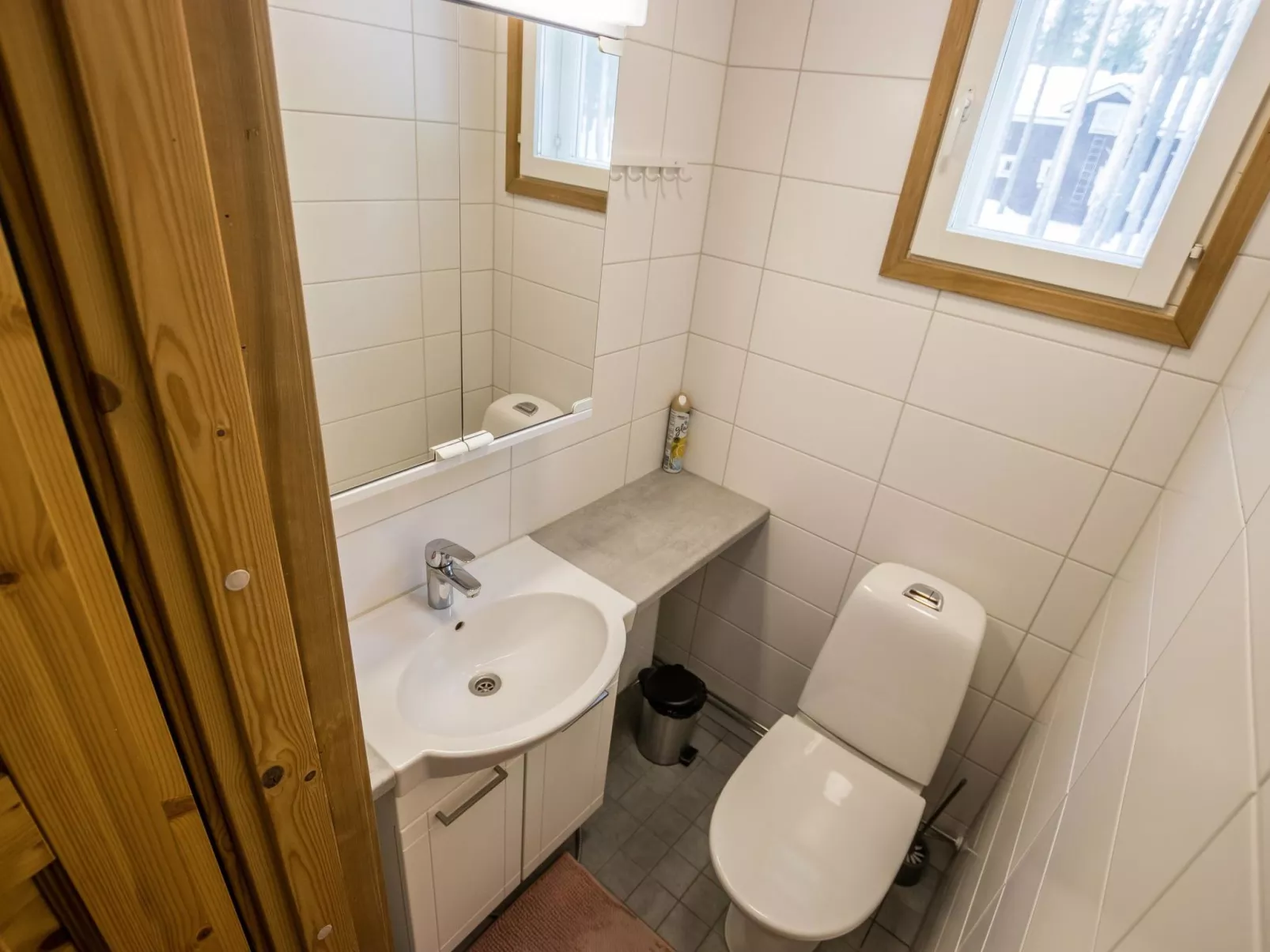 Välitie 4 f 14-Dedans