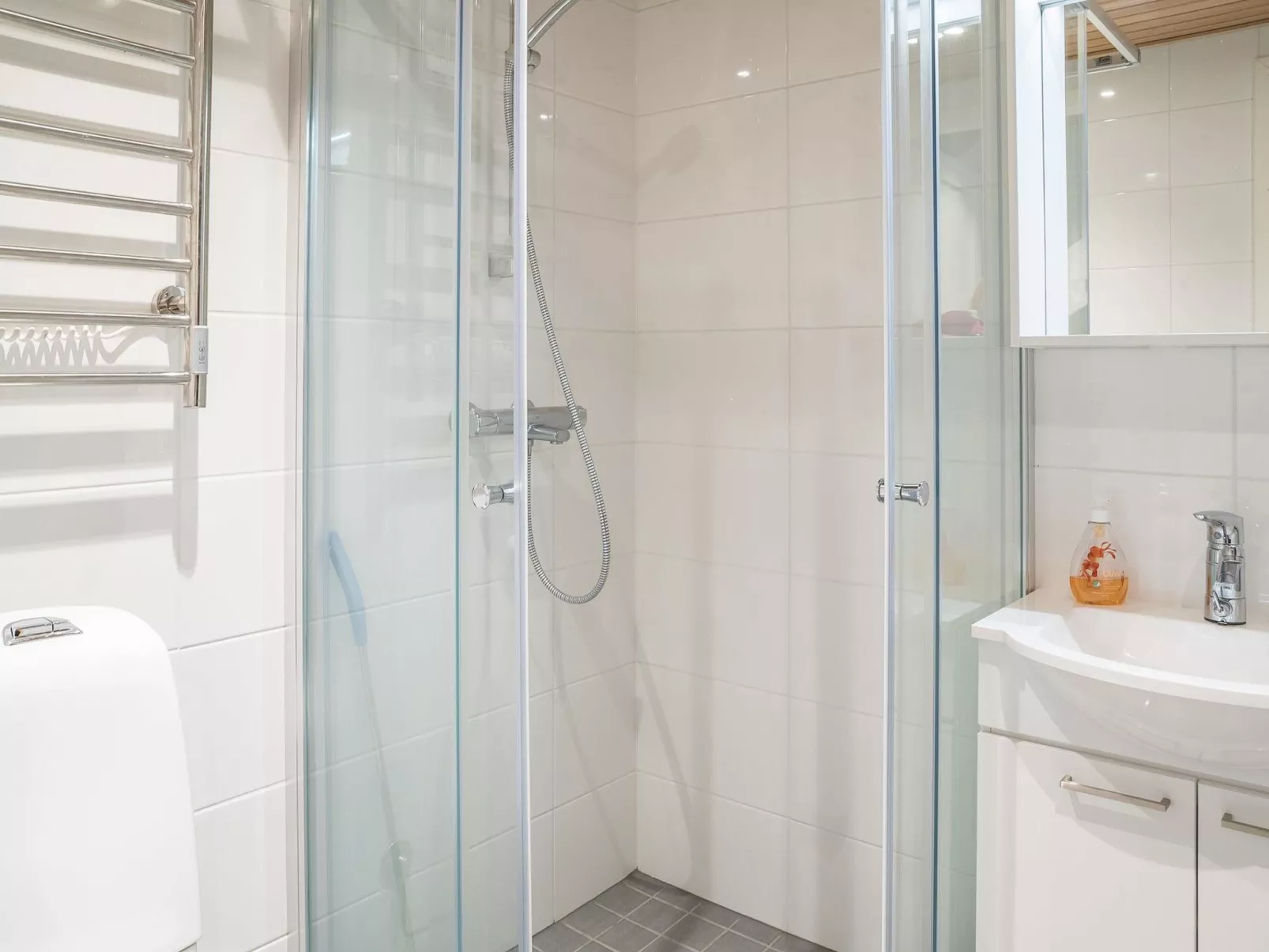 Taruilevi 8 h4-Drinnen