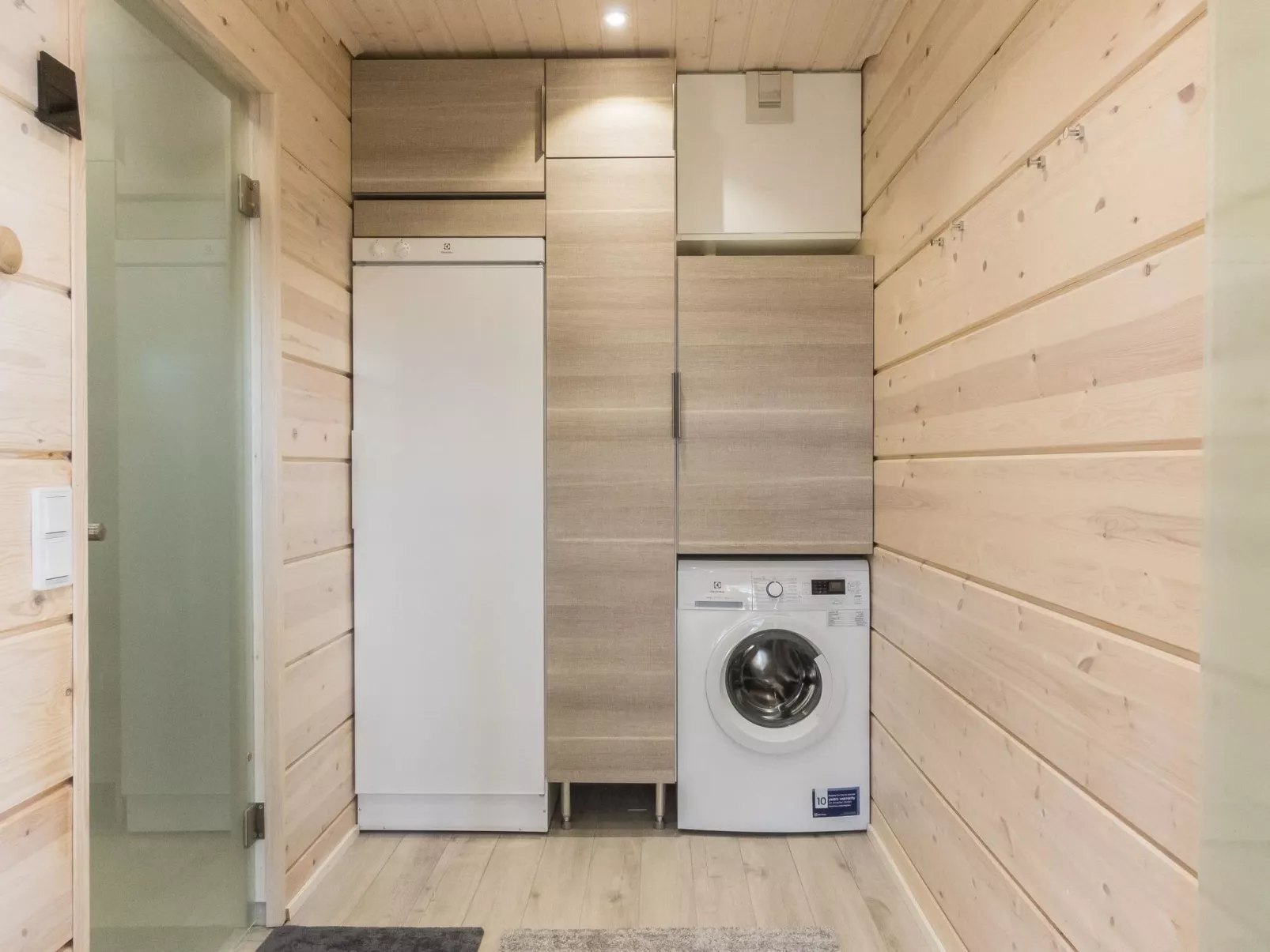 Villa paatari-Inside