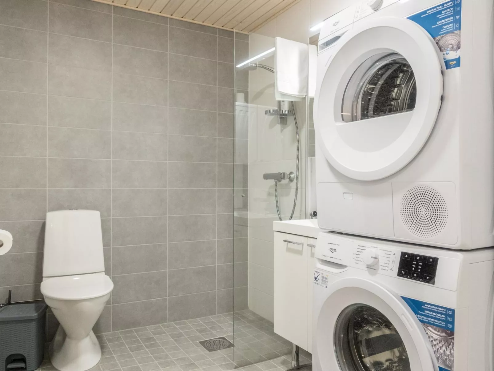 Tievan aurinkorinne dina-Dedans