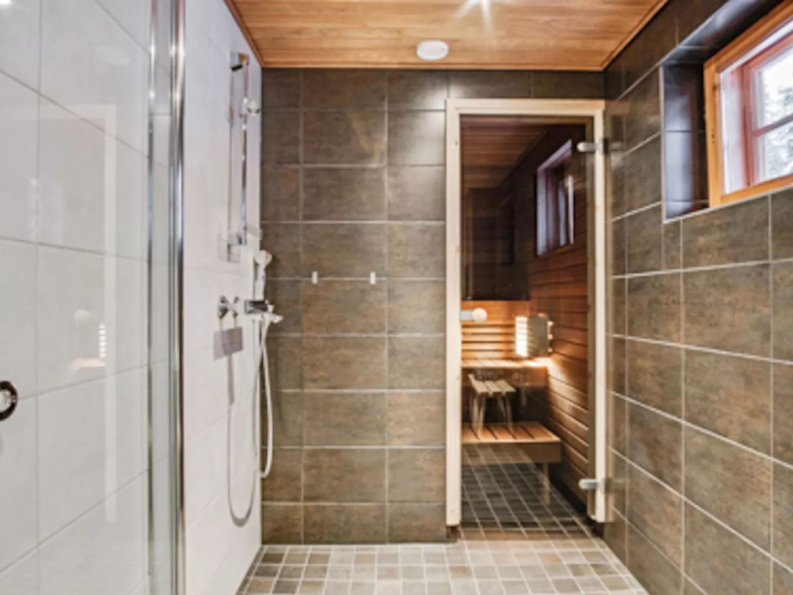 Joikupirtti b-Dedans