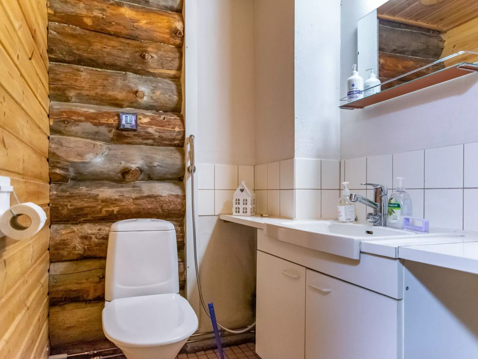 Kiilopalkinen-Inside