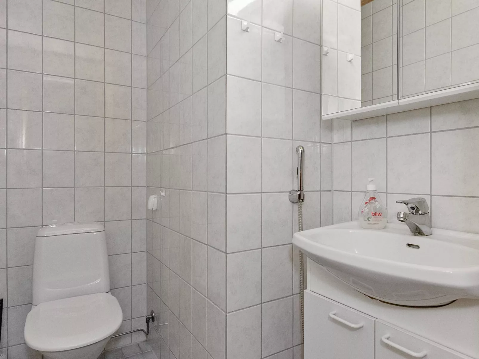 Kuksatie 7 b-Drinnen