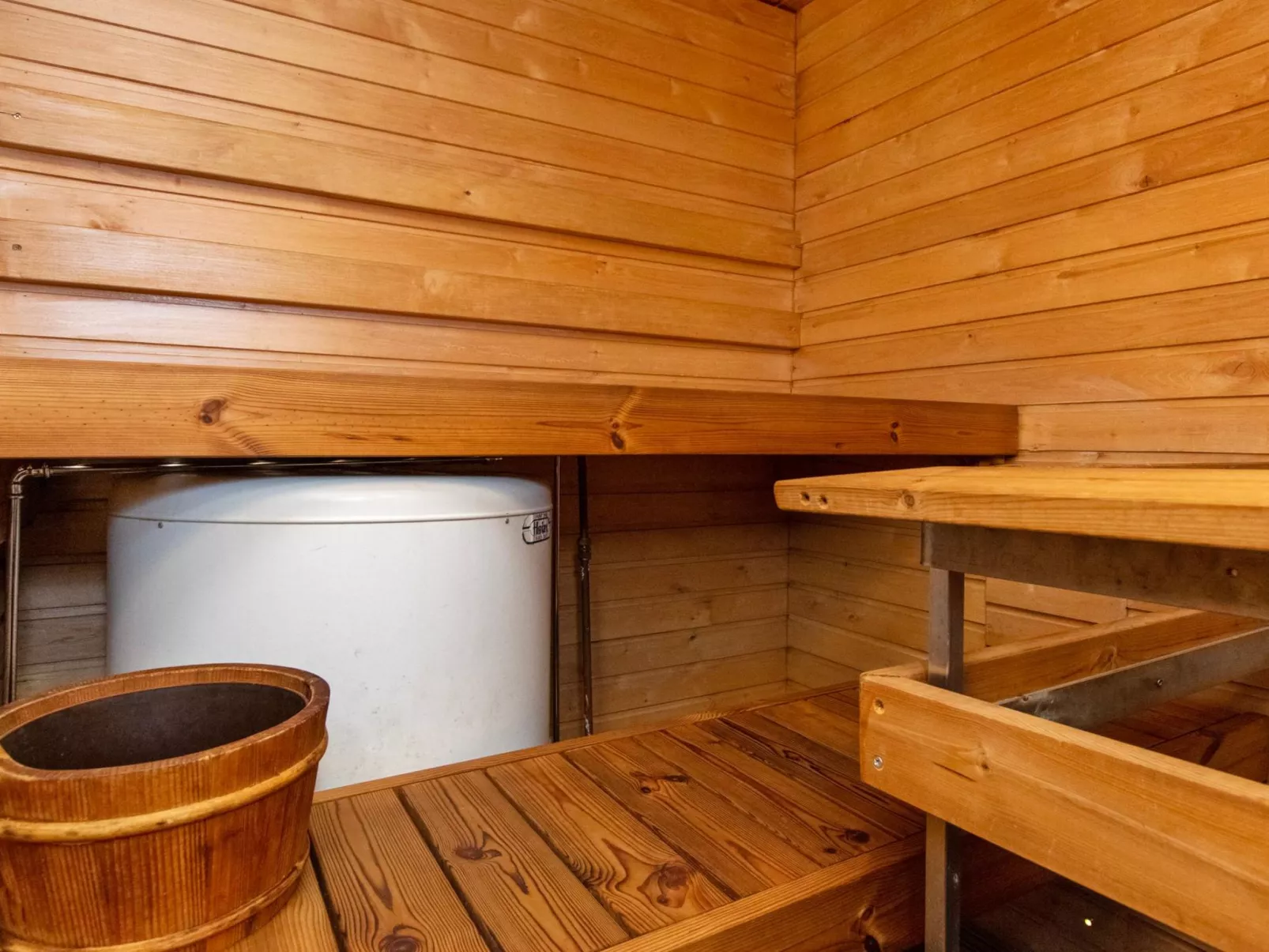 Tunturituuli b-Inside