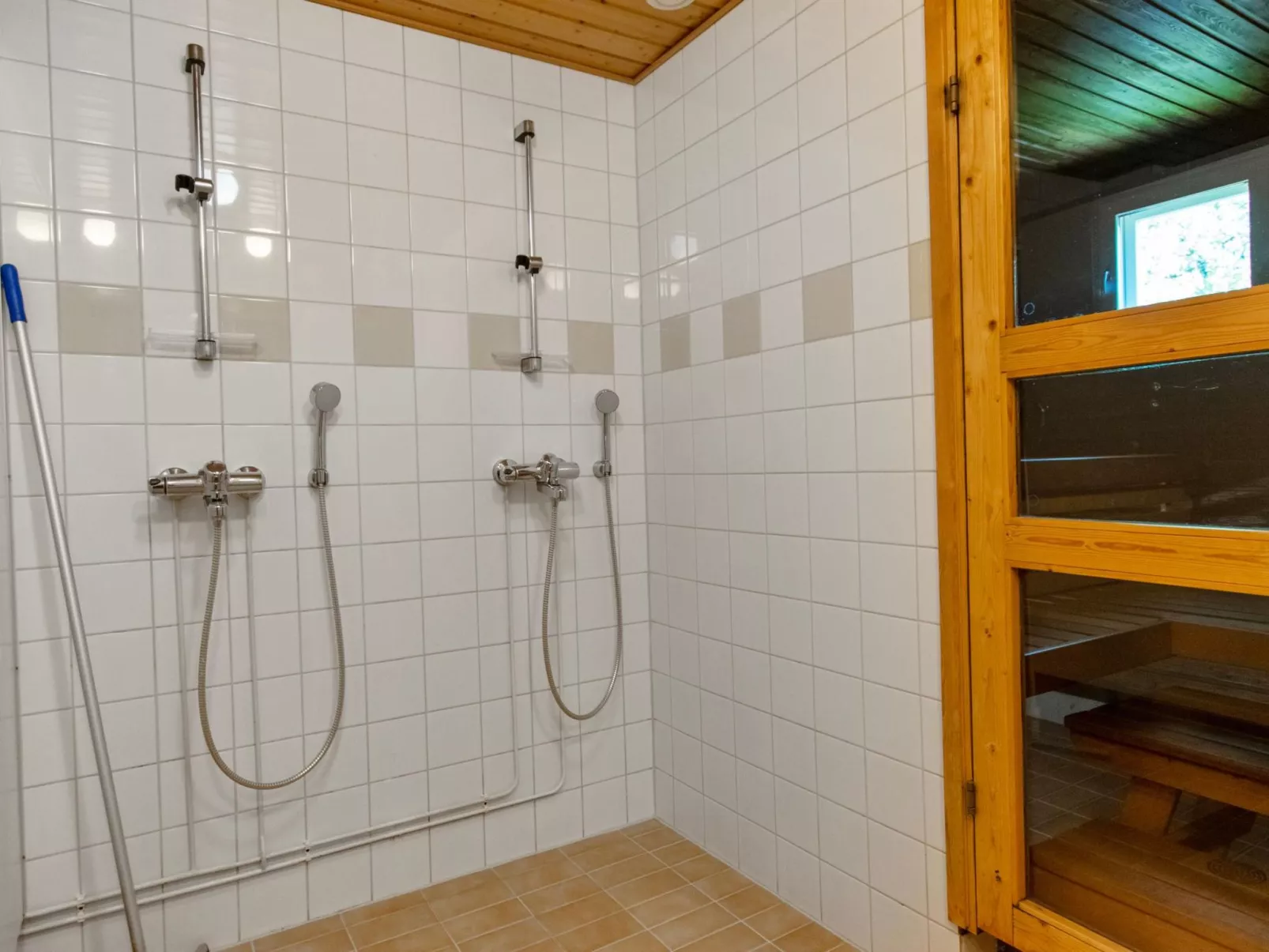 Urupää b 6-Drinnen