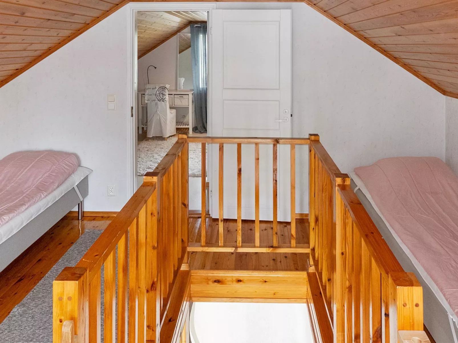 Villa vuorso-Drinnen