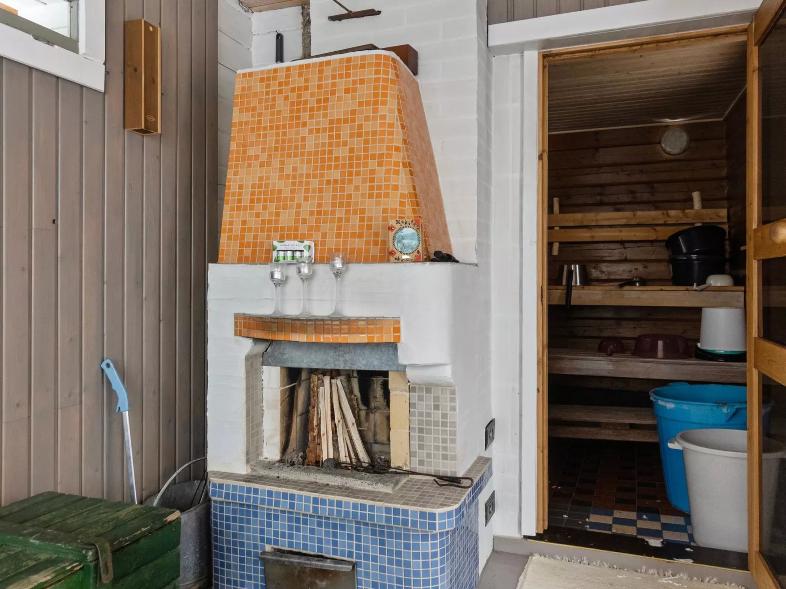 Käpälämäki-Inside