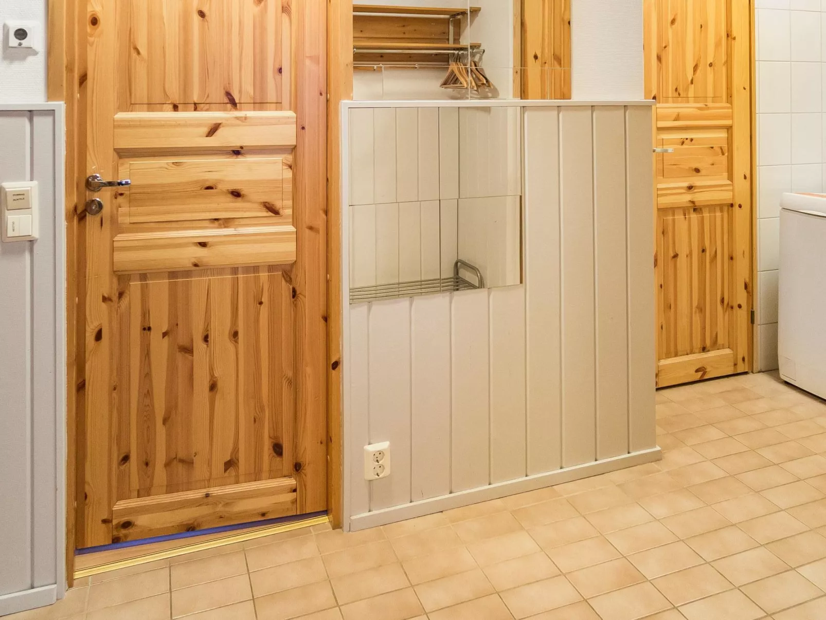 Aihki c/o villa armas 50-Inside