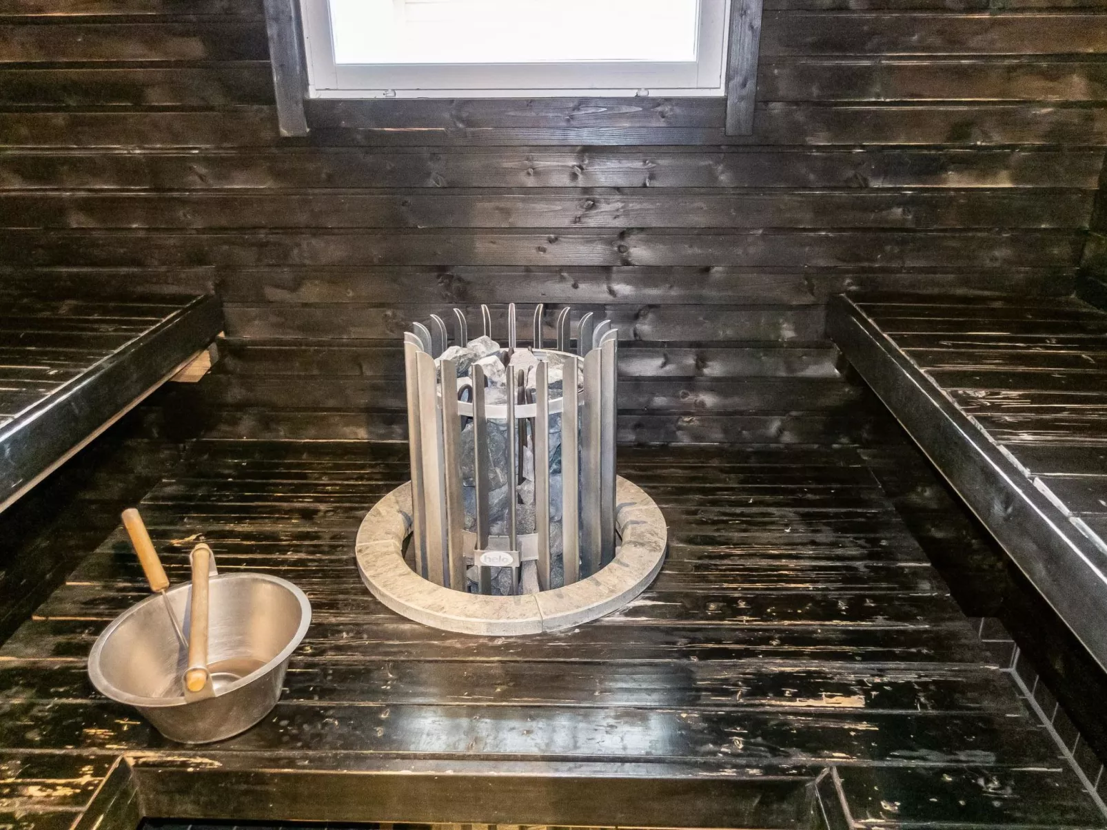 Atrin suvanto a-Inside